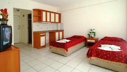 Hedef Kleopatra Golden Sun ホテル